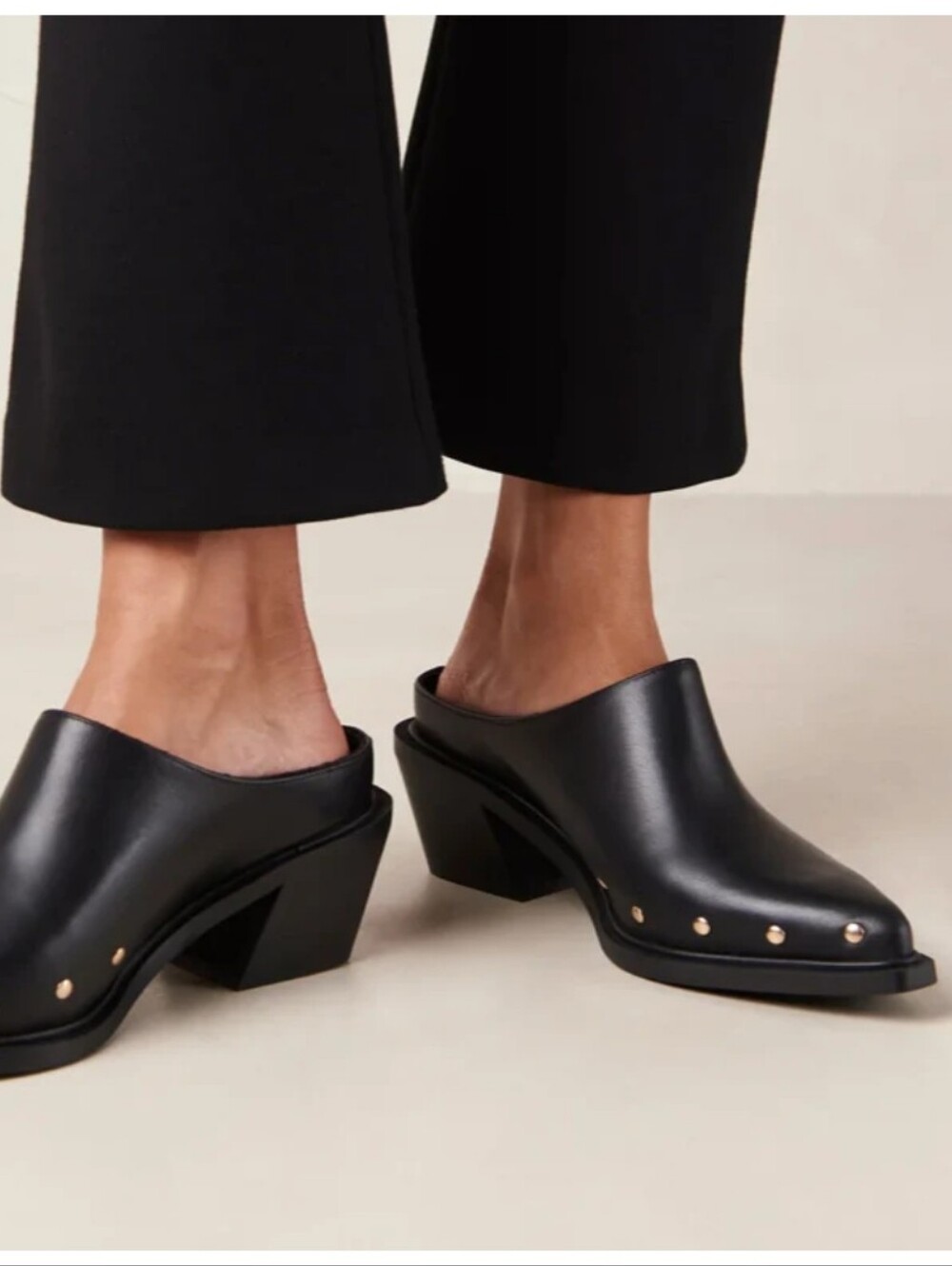 Alohas Lorenzo Black Leather Studded Mules Spanish 35 / US 5